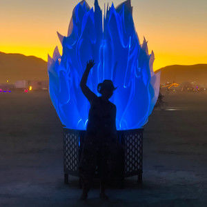 Meet your Posher, Loreen